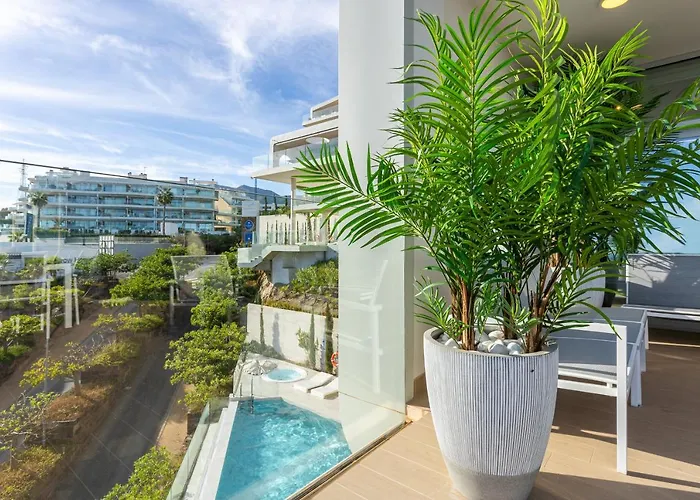 Apartamento Ensuite Deluxe Jacuzzi & Parking Privado