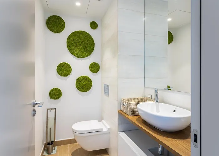 公寓 Ensuite Deluxe Jacuzzi & Parking Privado *