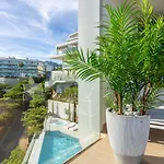 Apartment Ensuite Deluxe Jacuzzi & Parking Privado