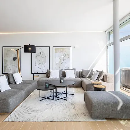 Ensuite Deluxe Jacuzzi & Parking Privado *