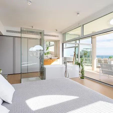 Ensuite Deluxe Jacuzzi & Parking Privado * Fuengirola