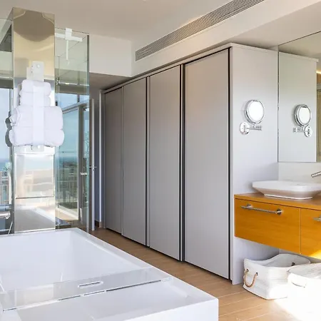 Ensuite Deluxe Jacuzzi & Parking Privado Fuengirola