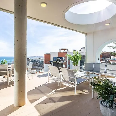 Appartement Ensuite Deluxe Jacuzzi & Parking Privado