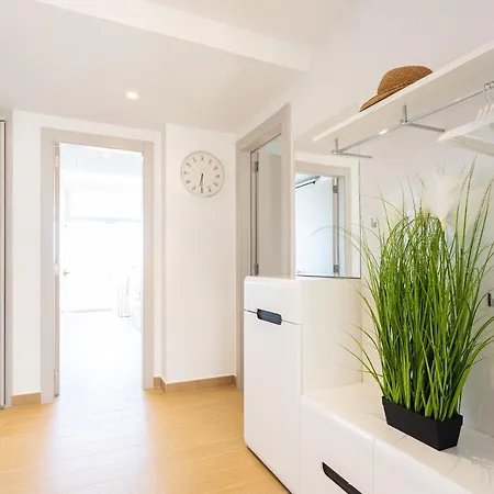 Ensuite Deluxe Jacuzzi & Parking Privado *