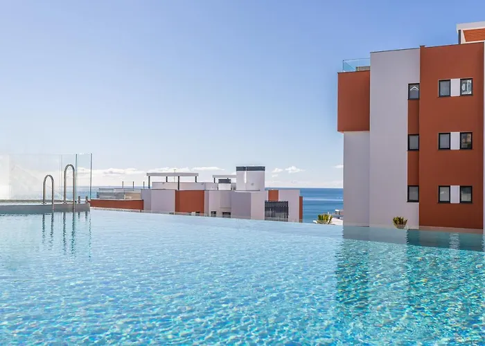 Ensuite Deluxe Jacuzzi & Parking Privado Apartment